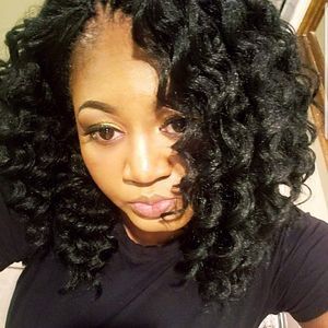 Meet your Posher, Yolanda